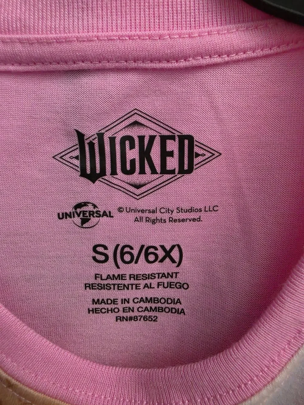Wicked Girls Pajamas Set Shirt Pants Movie Elphaba Glinda Pink Green, NEW